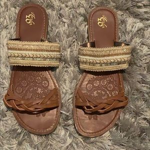 93 Vintage Sandals